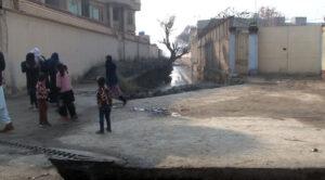 Swelling garbage heaps irk Shash Darak dwellers
