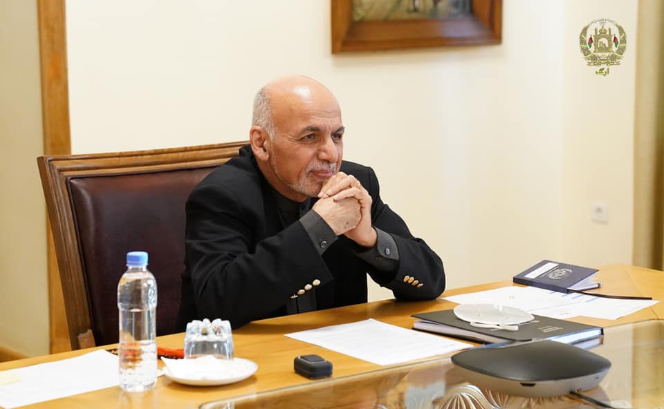 غنى: تمويل کنندگان بين المللى از اولويت هاى افغانستان در مبارزه با کرونا حمايت کنند