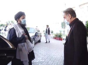 Taliban team shows seriousness for peace: Qureshi