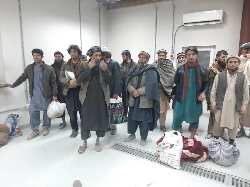 دفاع وزارت: بغلان کې د طالبانو له یوه زندانه ۳۲ کسان را خوشي شول