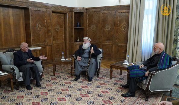 Ghani meets Karzai, Sayyaf, Abdullah on peace process