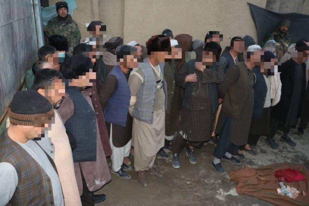 یک گروپ قماربازان در فاریاب دستگیر شدند