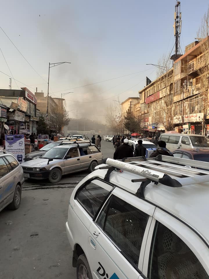 در دو انفجار در شهر کابل، یک‌ فرد ملکی کشته و دو پولیس مجروح شدند