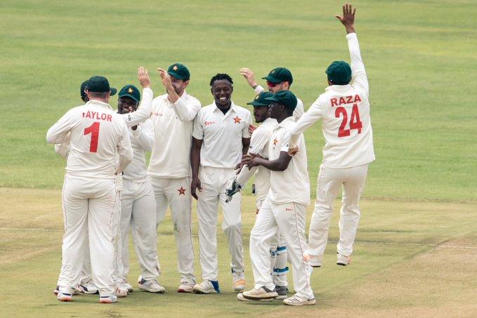 With edge over hosts, Zimbabwe resume innings at 135/5