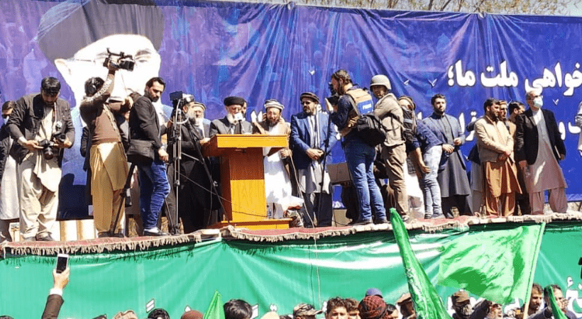 Hekmatyar gives govt 10 days to accept demands