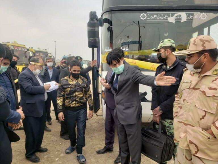 ايران ٣٠٦ زندانى افغان را به مسئولان محلى هرات تسليم داد