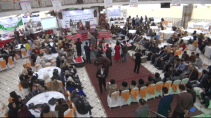 «زنان در شاهراه شبرغان-مزار از سوی طالبان مورد بازپرس قرار می‌گیرند»