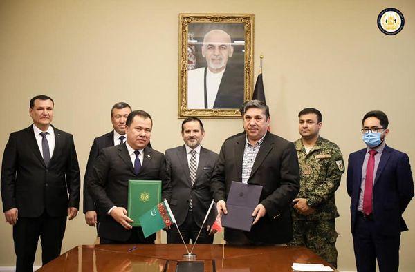 پلان امنیتی پروژۀ «تاپی» میان افغانستان و ترکمنستان امضا شد