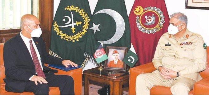 سفیر افغانستان در اسلام آباد با رئیس فوج پاکستان دیدار کرد