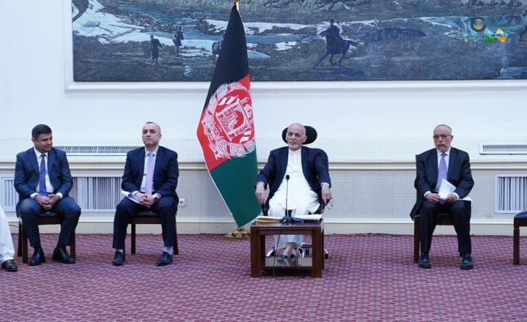 غنی: طالبان مسلح، به زیربنا­های افغانستان یک میلیارد دالر زیان رسانده اند
