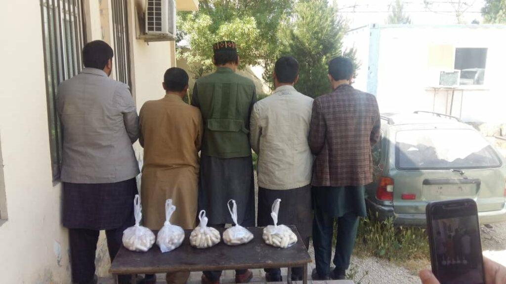 6 heroin smugglers detained at Kabul, Balkh airports