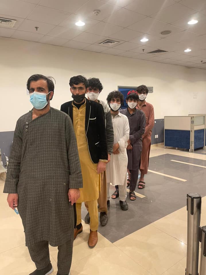 ۹۸زندانی افغان از عربستان سعودی به کابل منتقل شدند