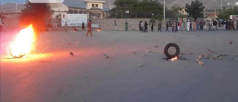 Kabul-Parwan highway closed by protestors