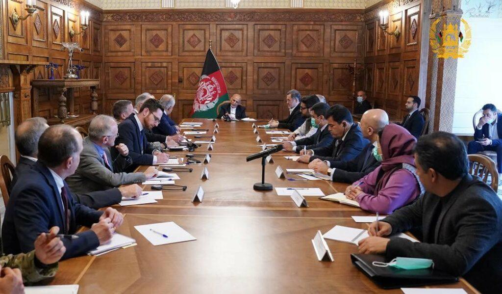 Khalilzad meets Ghani, Abdullah on peace process