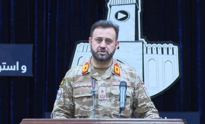 جنرال شینواری: طالبان مردم ملکی و خانه های مسکونی را سپر قرار می دهند