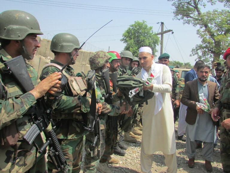 د سیاسي ګوندونو ټولنه : طالبان دې د جګړې پر ځای سولې ته لومړيتوب ورکړي