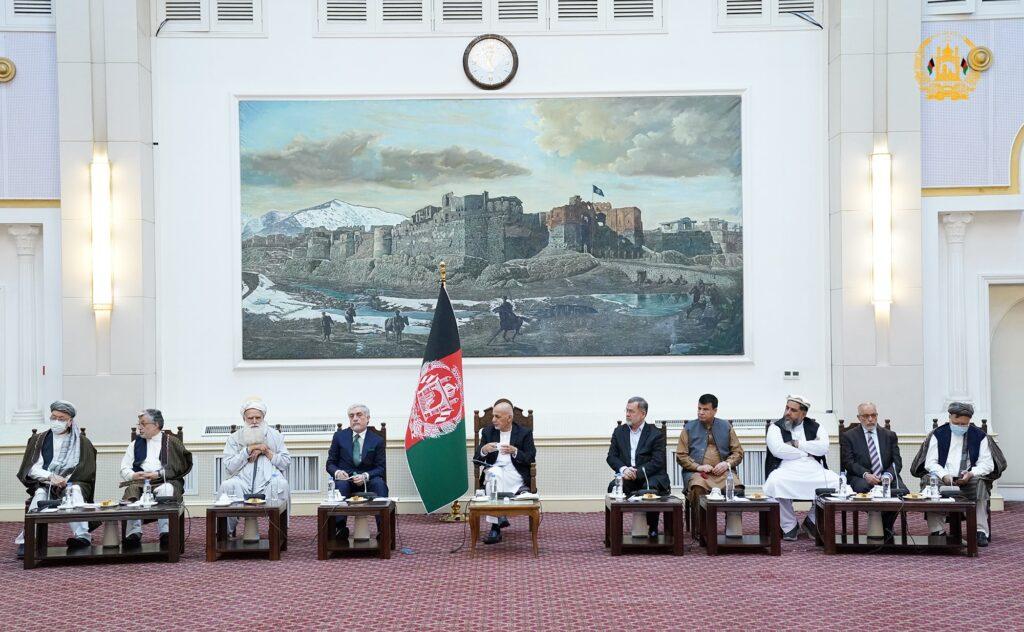 ارگ: رهبران سیاسی کشور حمایت قاطع خود را از نیروهای امنیتی در برابر طالبان اعلام کردند