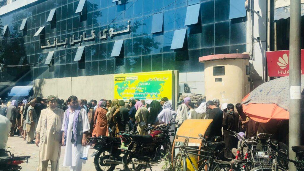 Allow banks to resume, Nangarharis urge Taliban
