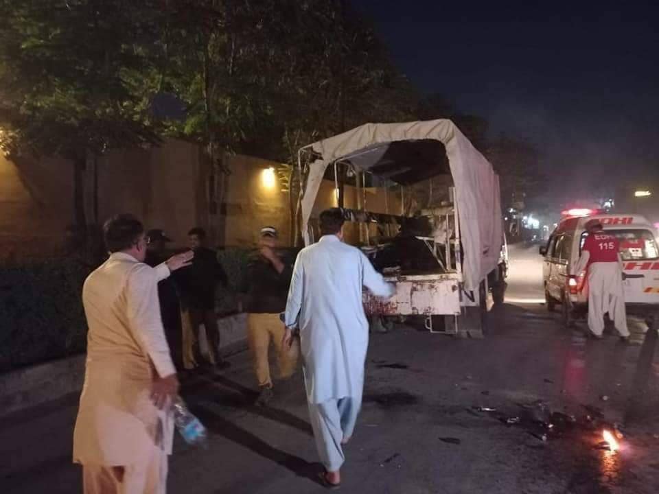 2 police killed, 21 people wounded in Quetta blast