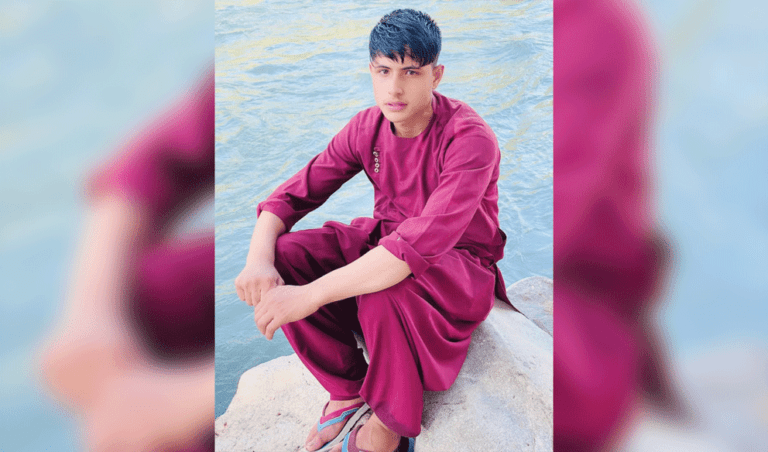 Teenage boy who clung to plane’s wing is still missing
