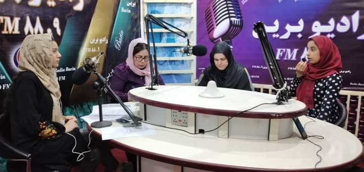2 women radios want reactivated under Islamic law