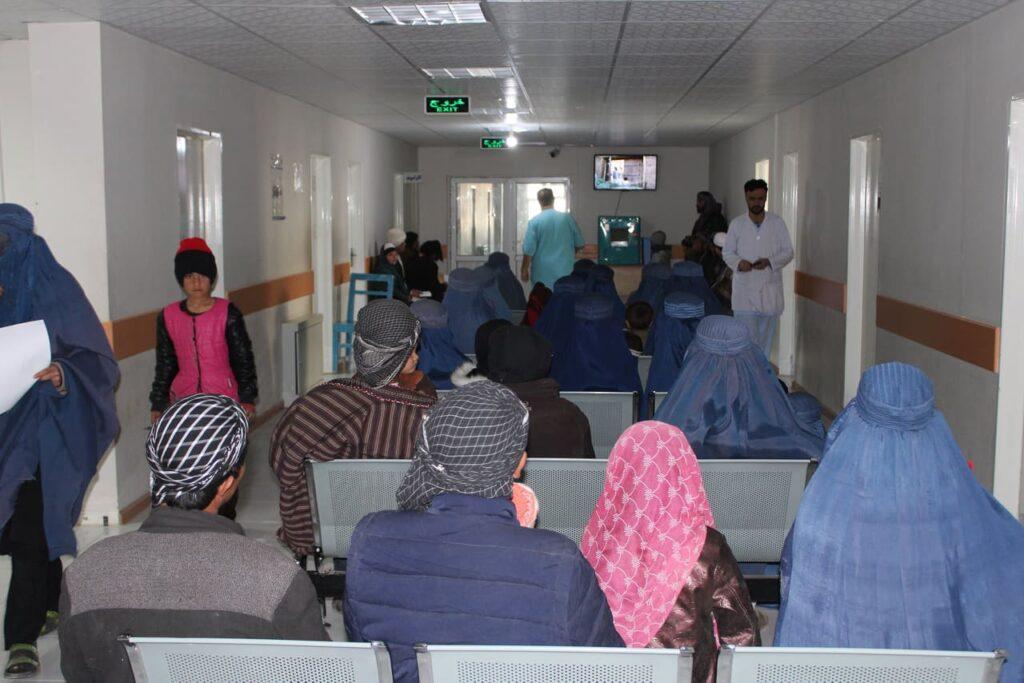 اوچا از متوقف شدن فعالیت‌های ۲۶۲ مرکز صحی در افغانستان خبر می‌دهد