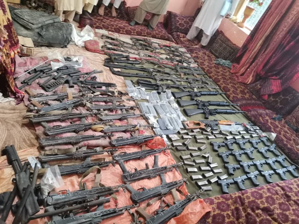 خوست کې یوه اندازه وسله او مهمات نیول شوي