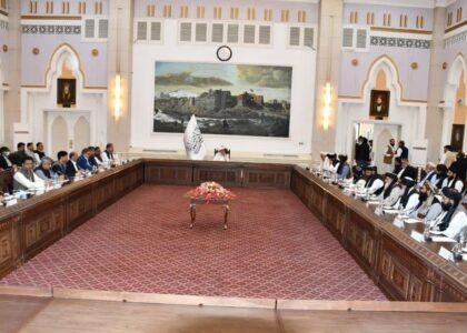 Quraishi meets Afghan PM, discusses bilateral ties