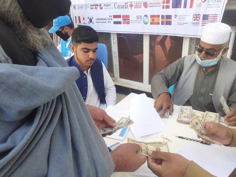 200 more families get cash assistance in Helmand