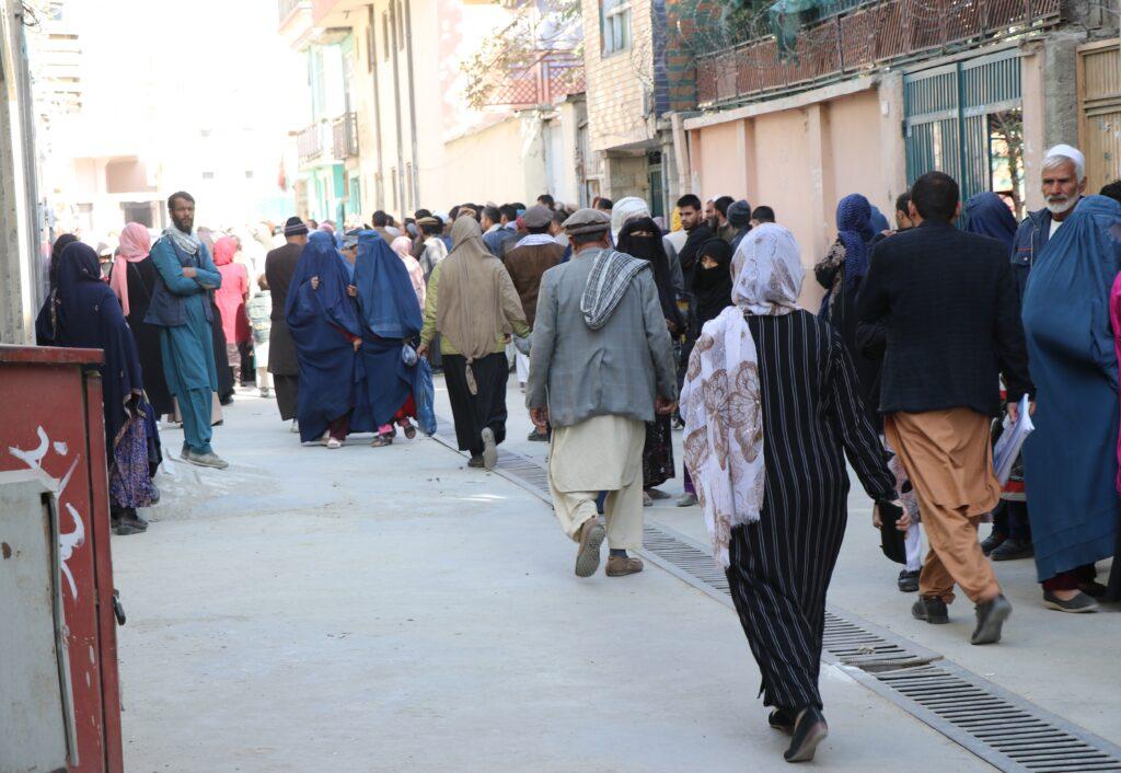 بیجاشدگان داخلی در کابل: کسانی شامل لیست های کمکی می شوند که واسطه دارند