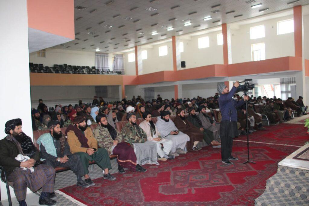 «افراد بدنام و استفاده جو از صفوف نیروهای امنیتی حذف شوند»