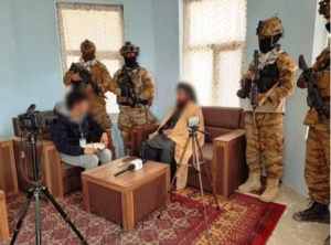 “مقامات دیگر نباید در حین مصاحبه با رسانه ها با سلاح ظاهر شوند”
