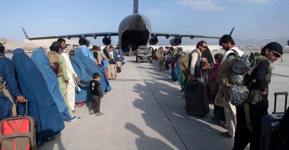 امریکا وایي، افغانانو ته د مهاجرت د ځانګړې ویزې [SIV] پروسه نوره هم اسانه کړه