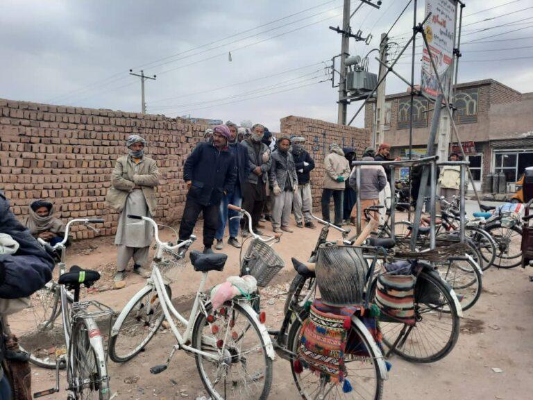 Economic challenges fade our joy for peace: Herati laborers