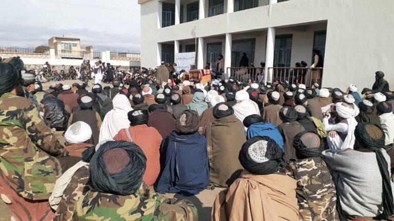 700 families of war victims receive cash in Uruzgan