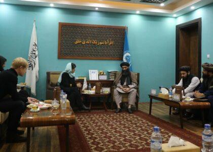 Schools will reopen not under foreign pressure: Munir