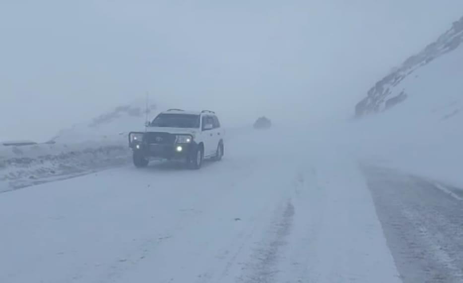 Salang Pass closed for heavy traffic