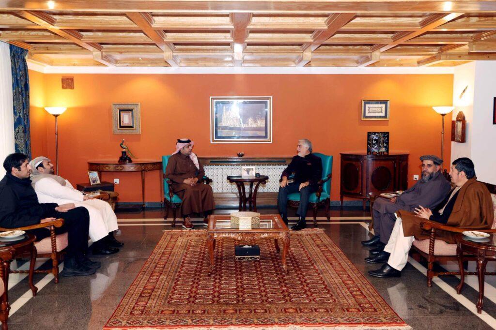 Abdullah meets Qatar’s special envoy to Afghanistan