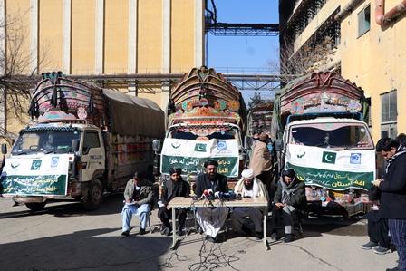 وزارت مهاجرين: کمک‌هاى بشری بايد بدون کدام قيد و شرط سياسى، صورت گیرد