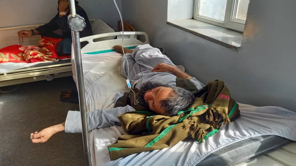 په بادغیس کې چاودنې یو کس وژلی او ۱۴ نور یې ټپيان کړي