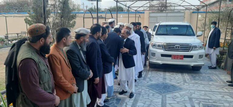 Pakistani envoy vows to resolve Afghan traders’ problems