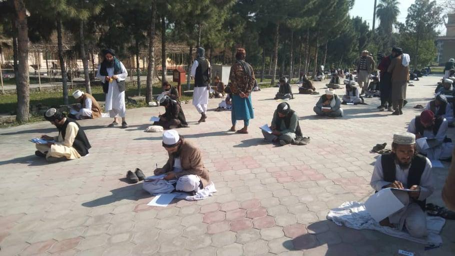 حکومتي مسوولين: هيڅوک دې بهر ته د ديني زده کړو لپاره نه ځي