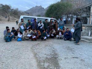 Freed from jails, Pakistan deports Afghan prisoners