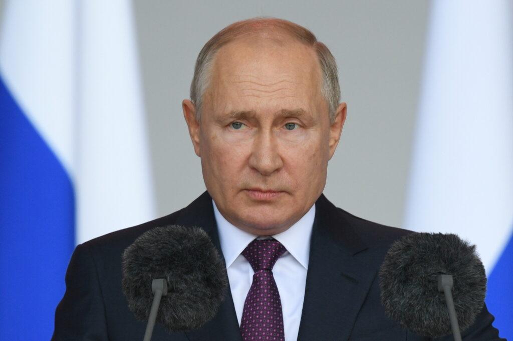 پوتین دستور حمله به دونباس اوکراین را صادر کرد