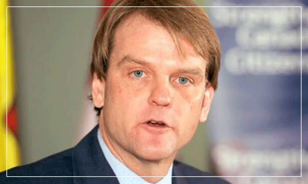 کریس الکساندر: سرمایۀ منجمدشده از افغان‌هاست، غرامت به قربانیان ۱۱ سپتمبر را پاکستان باید بپردازد