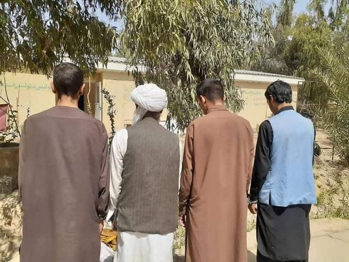 چهار تن در نیمروز دستگیر شدند