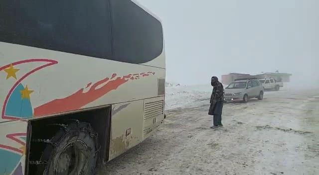 Salang Highway reopens for vehicles barring trucks