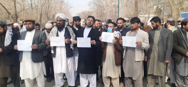 Former judges ask govt to determine their fate