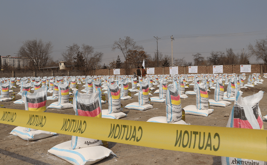 برای صدها ورزشکار مستحق در کابل، بسته‌های مواد غذایی توزیع شد