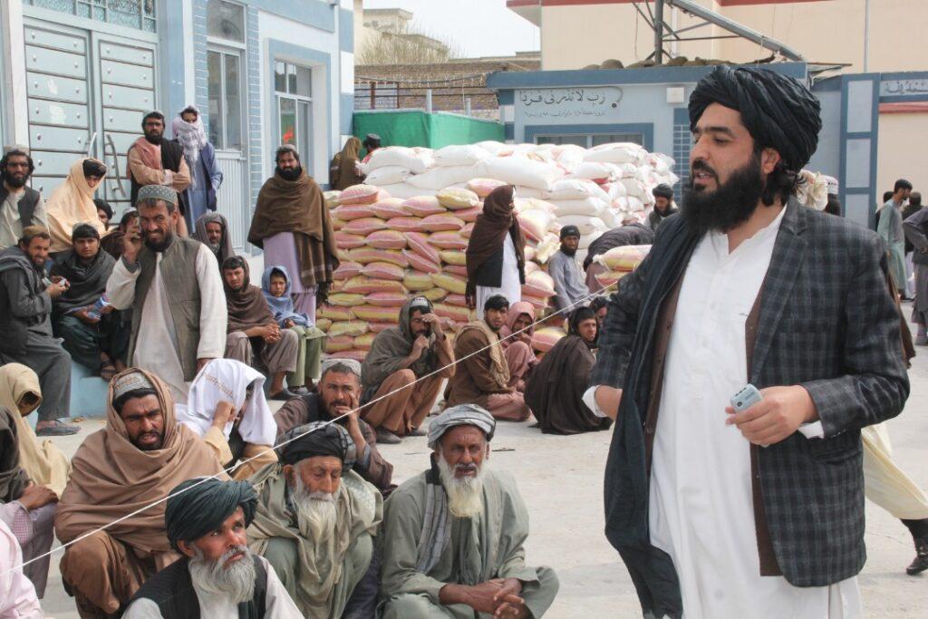 په کندهار کې دوو مرستندویه ادارو له ۵۹۴ اړو کورنیو سره مرسته وکړه